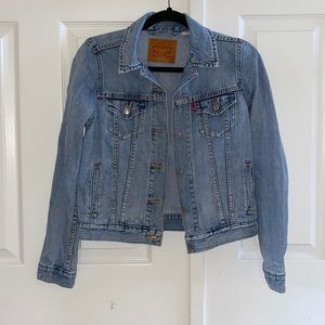 NWOT Levi’s Light Wash Jean Denim Jacket